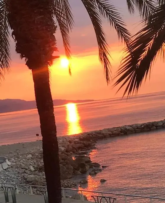 Bluemarine, Studio Vista Mare Menton